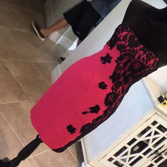 Aidan Mattox | Dresses | Aidan Mattox Back Zip Strapless Dress Red With  Black Lace Size 2 | Poshmark